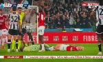Revoir Mike maignan évacué sur civière lors d'udinese-ac milan après un choc violent : du 11 Avril