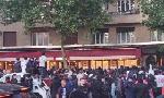 Revoir Des centaines de spectateurs sans billet devant le parc des princes : du 07 Mai