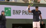 Revoir 1/4 de finale (h) : en difficult�, f�lix auger-aliassime d�gaine un passing de revers imparable du 02 Juin